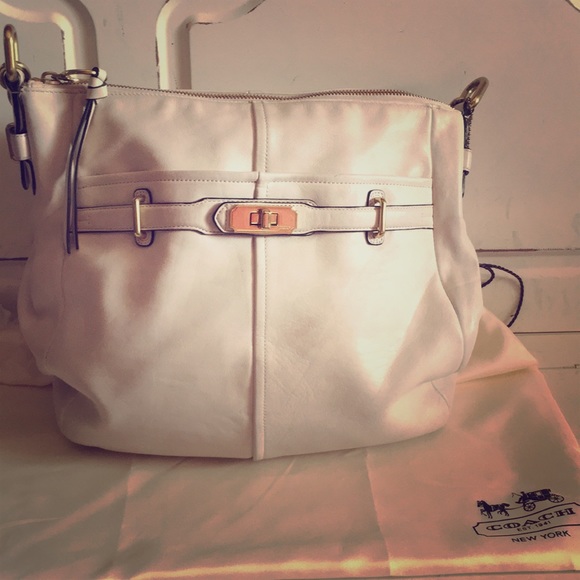 Coach Handbags - Chelsea Leather Ashlyn Hobo